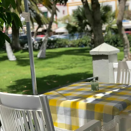 Billy's By Livvo * Puerto De Mogan